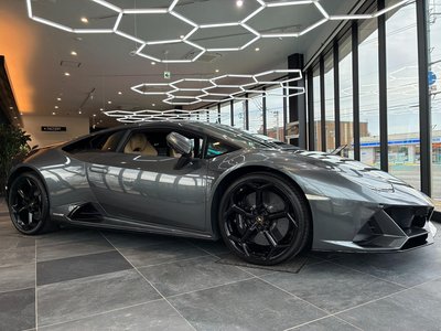 LAMBORGHINI HURACAN - 1
