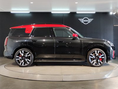 2025 MINI COOPER COUNTRYMAN photo 10