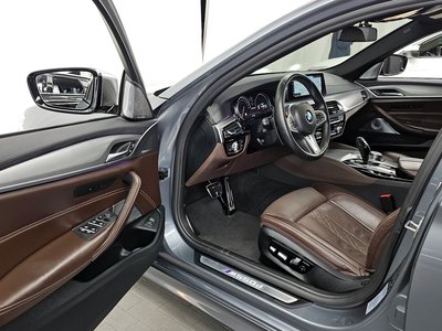 BMW 5 SERIES - 10