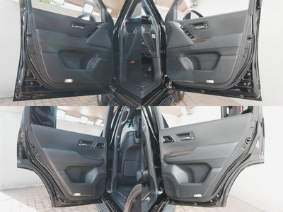 TOYOTA LAND CRUISER - 6