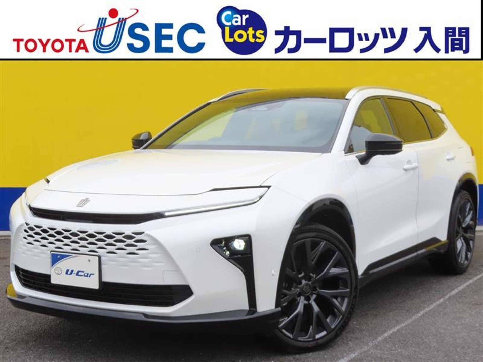 TOYOTA CROWN ESTATE - View 1