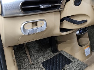 صورة مصغرة 30 لـ 2021 Genesis GV60