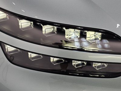 صورة 9 لـ 2021 Genesis GV60