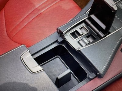 2021 Lexus LC CONVERTIBLE photo 9
