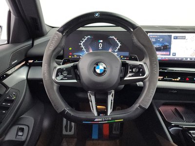 صورة مصغرة 20 لـ 2024 BMW 5 SERIES