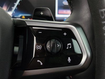 صورة مصغرة 23 لـ 2024 BMW 5 SERIES