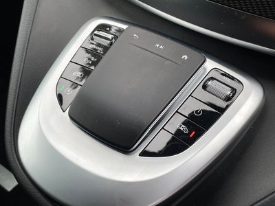 صورة مصغرة 29 لـ 2023 Mercedes-BENZ V-CLASS
