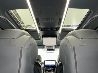 TOYOTA ALPHARD - 10