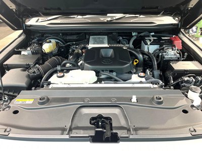 صورة 18 لـ 2024 Toyota LAND CRUISER 250