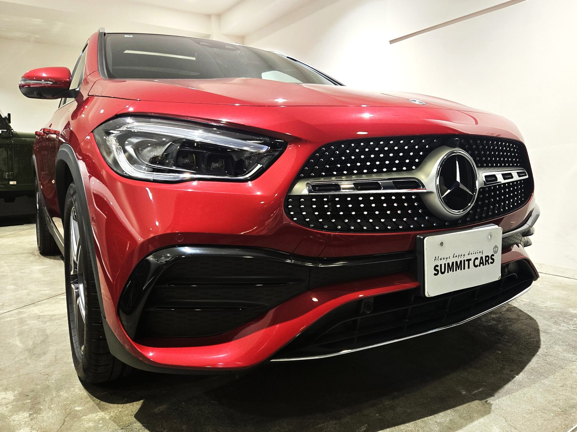 MERCEDES-BENZ GLA - View 1