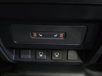 2024 LAND Rover DEFENDER thumbnail 18