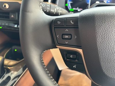 TOYOTA CROWN ESTATE - 9