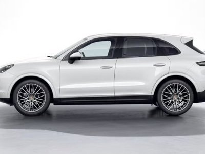 صورة 3 لـ 2023 Porsche CAYENNE