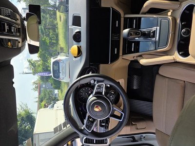 صورة 5 لـ 2021 Porsche CAYENNE