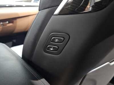 2019 Genesis G90 — миниатюра 35