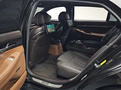 2019 Genesis G90 — миниатюра 16