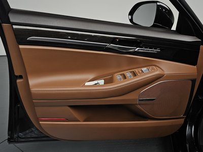 2019 Genesis G90 — миниатюра 14