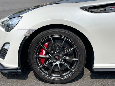 صورة 10 لـ 2016 Toyota 86