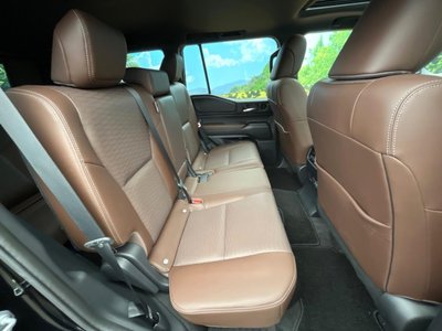 TOYOTA LAND CRUISER - 8