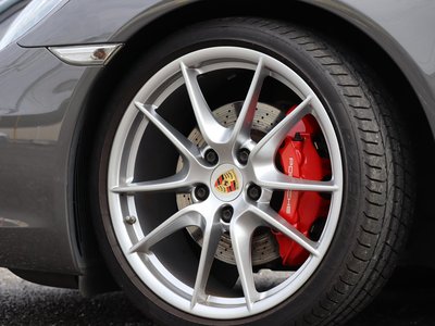 PORSCHE 911 - 9