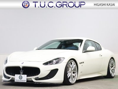 MASERATI GRANTURISMO - 1