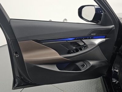 صورة مصغرة 14 لـ 2025 BMW 5 SERIES