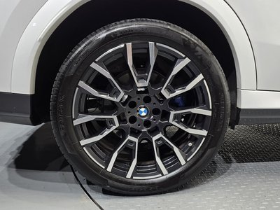 صورة 6 لـ 2025 BMW X6