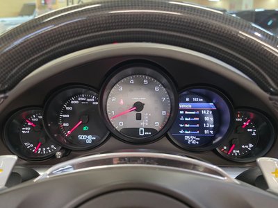 صورة 10 لـ 2012 Porsche 911