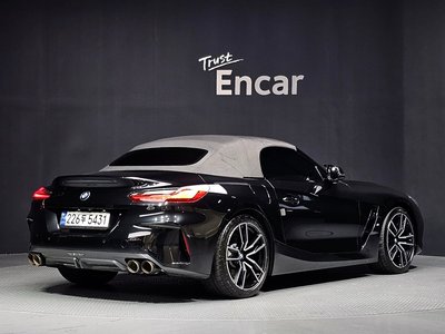 2023 BMW Z4 — фото 3