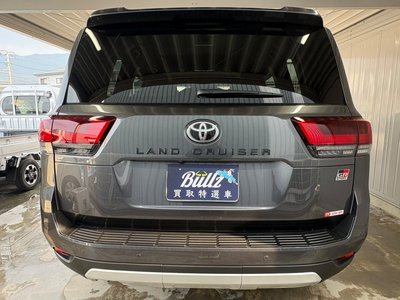 TOYOTA LAND CRUISER 300 - 5