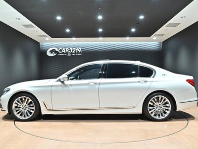 BMW 7 SERIES - 9