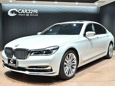 BMW 7 SERIES - 1