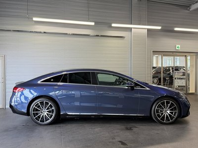 MERCEDES-BENZ EQS - 8