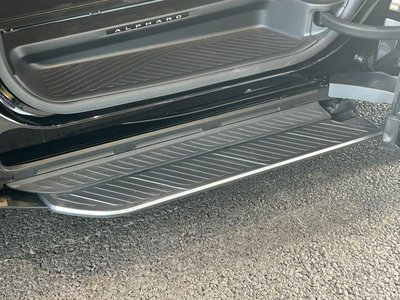 TOYOTA ALPHARD - 3