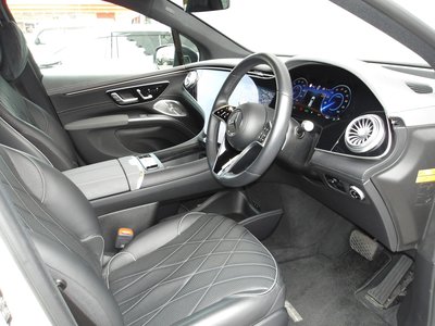 MERCEDES-BENZ EQS - 6