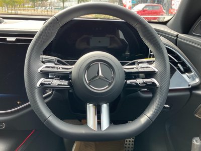 MERCEDES-BENZ E-CLASS - 7