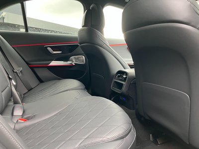 MERCEDES-BENZ E-CLASS - 9