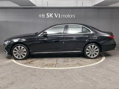 MERCEDES-BENZ E-CLASS - 6