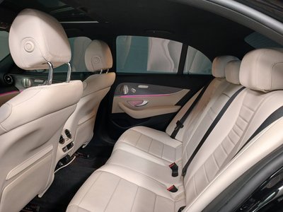 MERCEDES-BENZ E-CLASS - 4