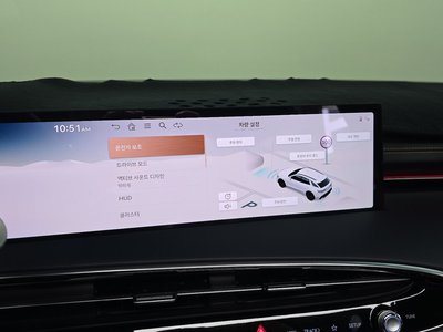2025 Genesis GV70 thumbnail 21