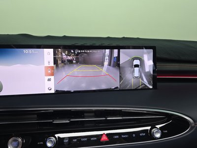 2025 Genesis GV70 thumbnail 20