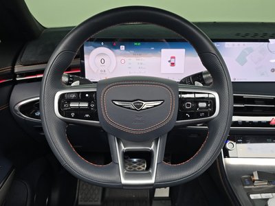 2025 Genesis GV70 thumbnail 19