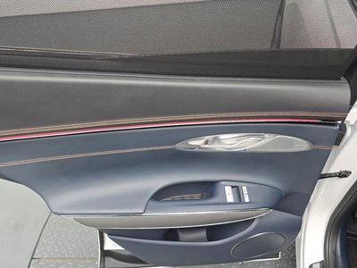 2025 Genesis GV70 thumbnail 15