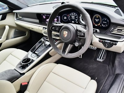 PORSCHE 911 - 3