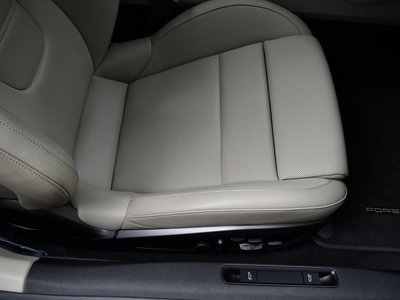 PORSCHE 911 - 8