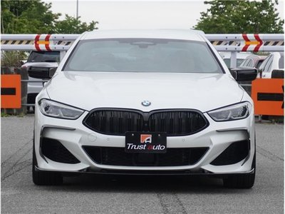 BMW 8 SERIES - 2