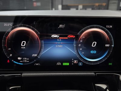 MERCEDES-BENZ EQA - 8