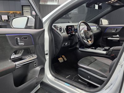 MERCEDES-BENZ EQA - 10