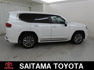 TOYOTA LAND CRUISER 300 - 10