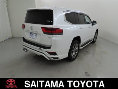 TOYOTA LAND CRUISER 300 - 9